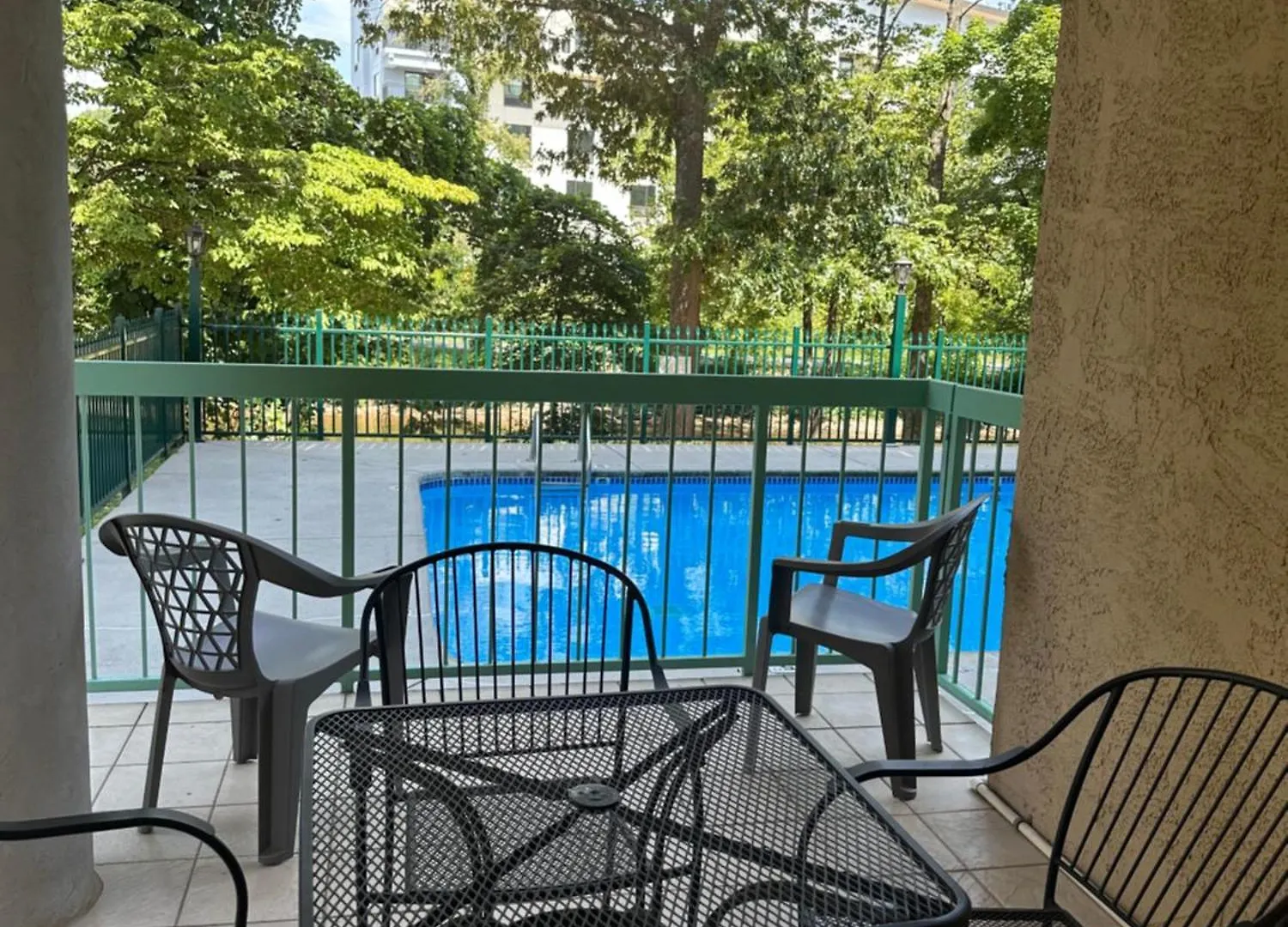 River Place #101 2bd *