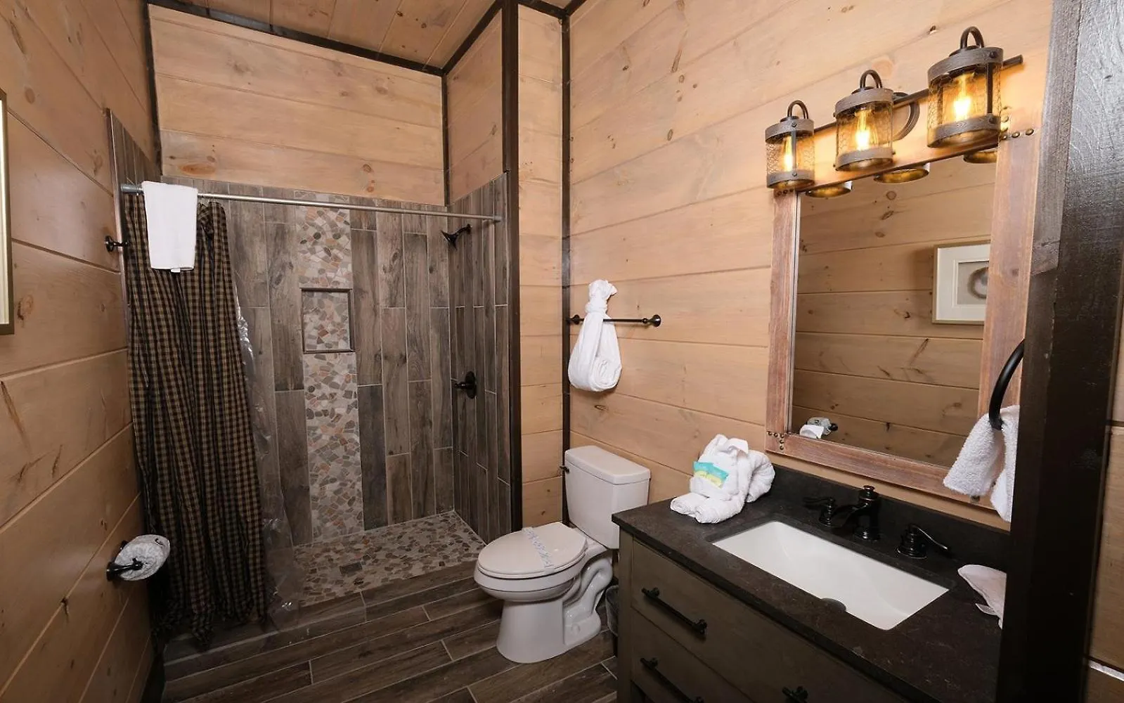 Swim And Gym Mansion Pigeon Forge