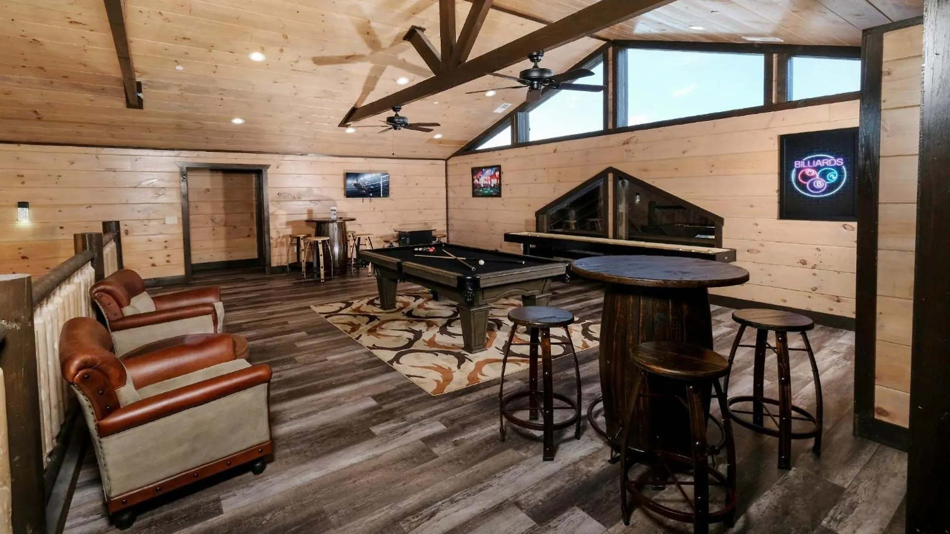 Swim And Gym Mansion Pigeon Forge
