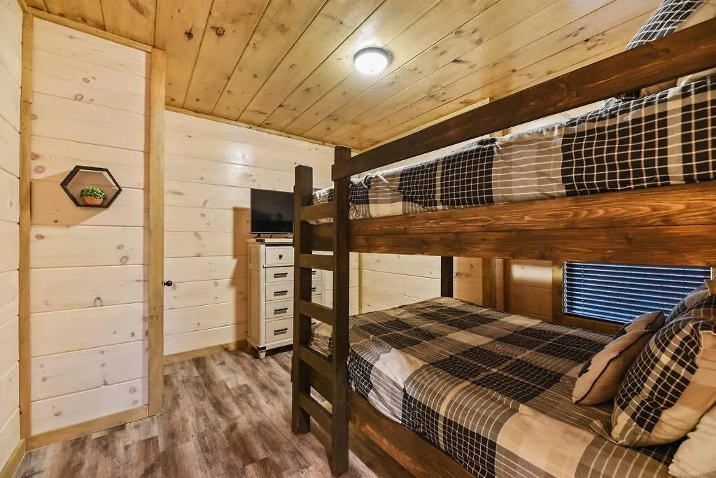 Holiday home 4bd-2bh-pool Community-hottub-parking-wifi Pigeon Forge
