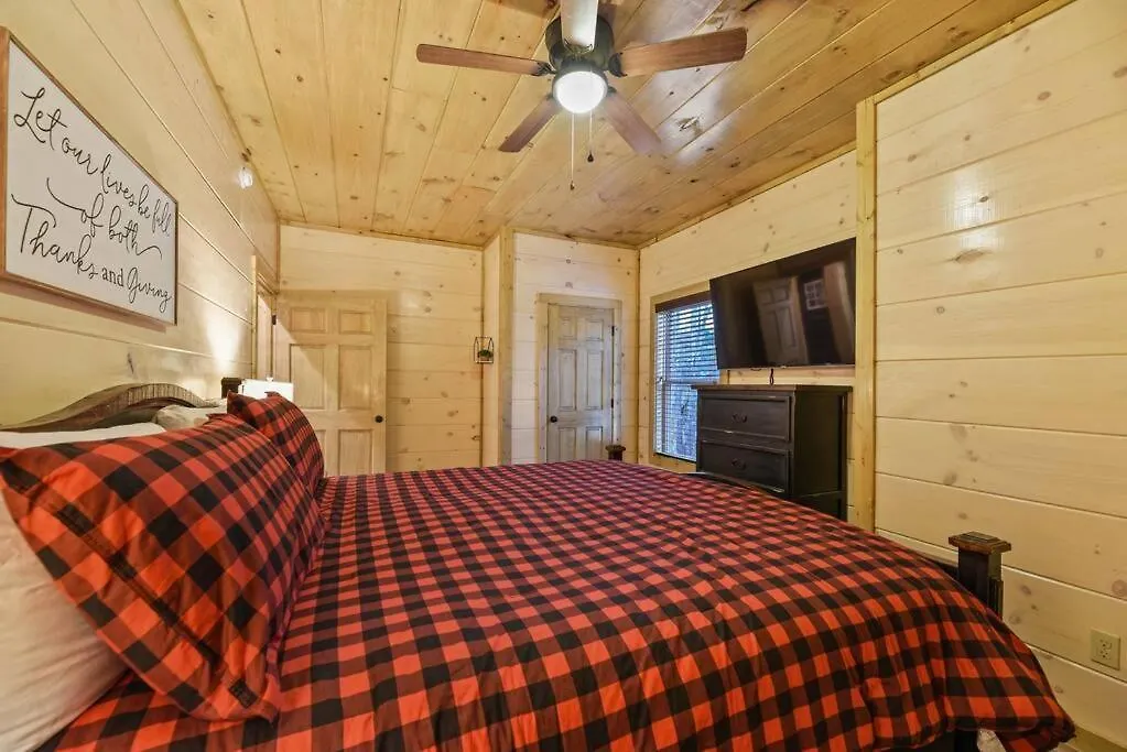 4bd-2bh-pool Community-hottub-parking-wifi Holiday home *