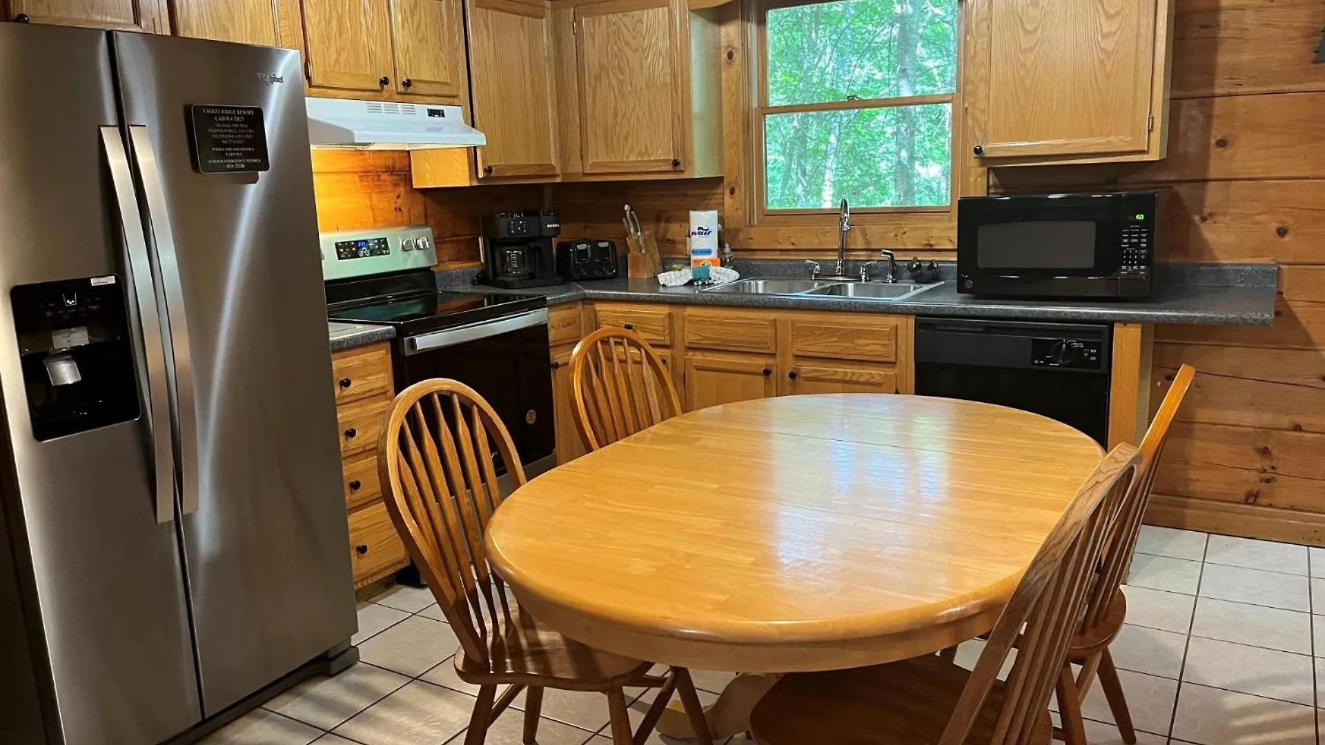 Er27- Bear Naked - Great Location- Close To Town Holiday home