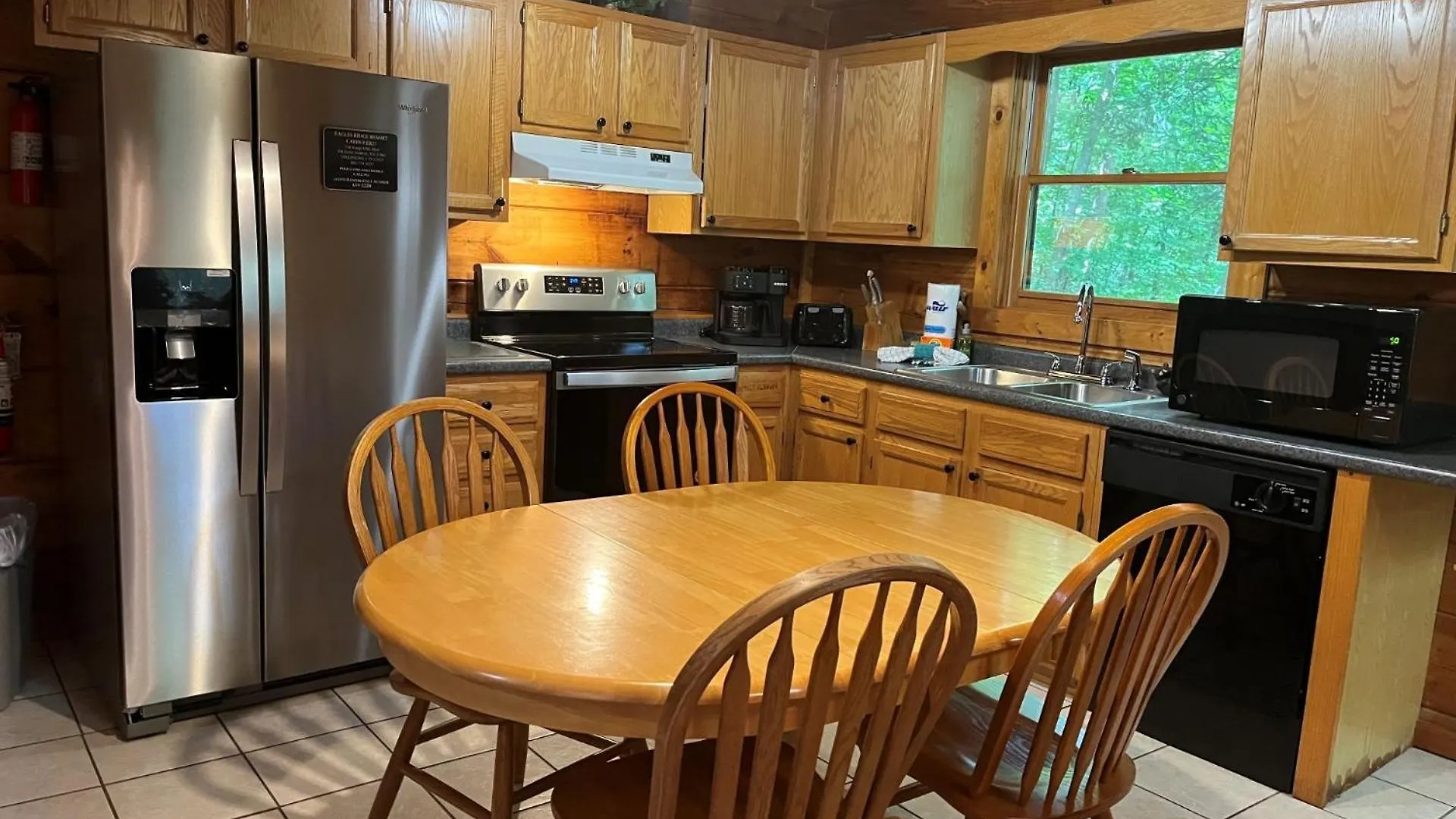 Er27- Bear Naked - Great Location- Close To Town Pigeon Forge