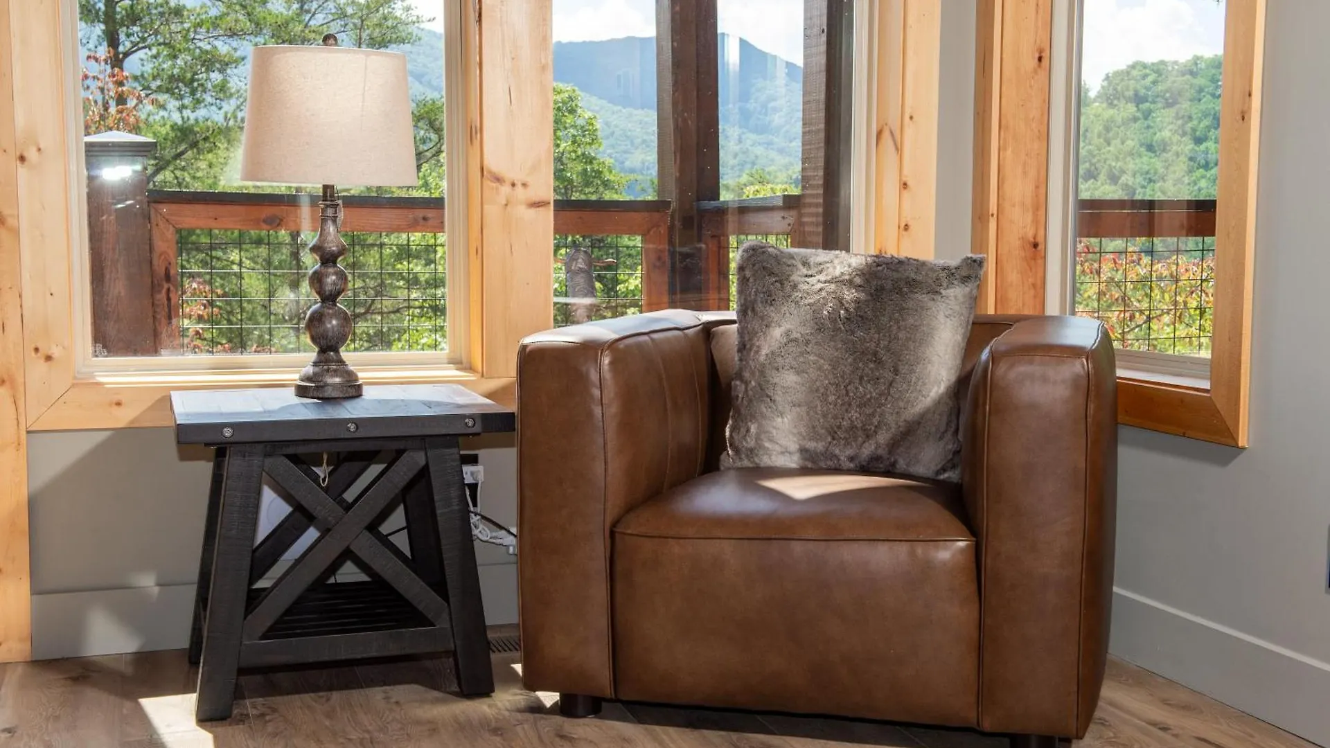 Augys View- Mountain Views-large Parking-large Ferienhaus