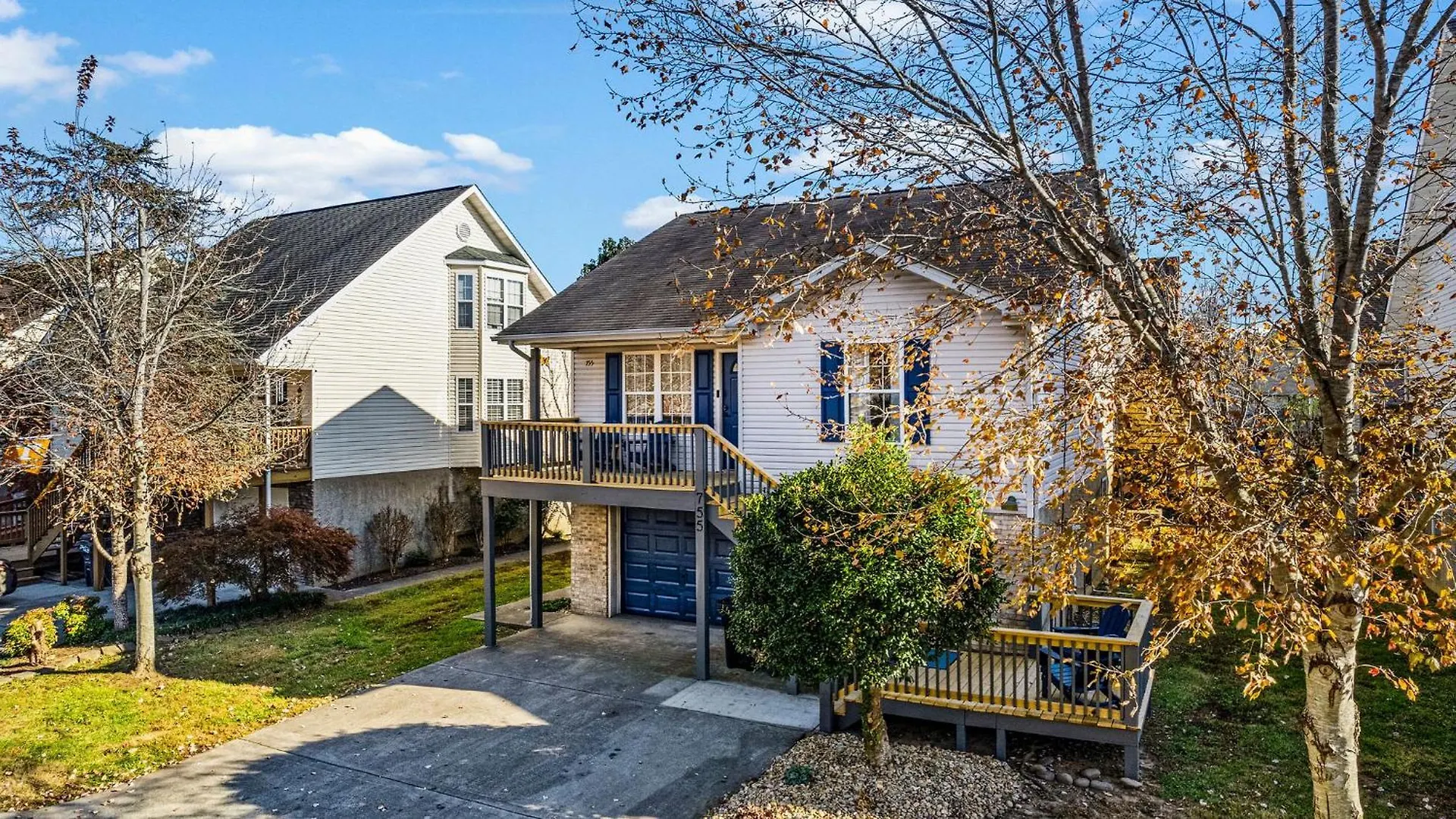 Holiday home Izzys Getaway A Cozy Retreat In With Hot Tub Game And River Access Pigeon Forge