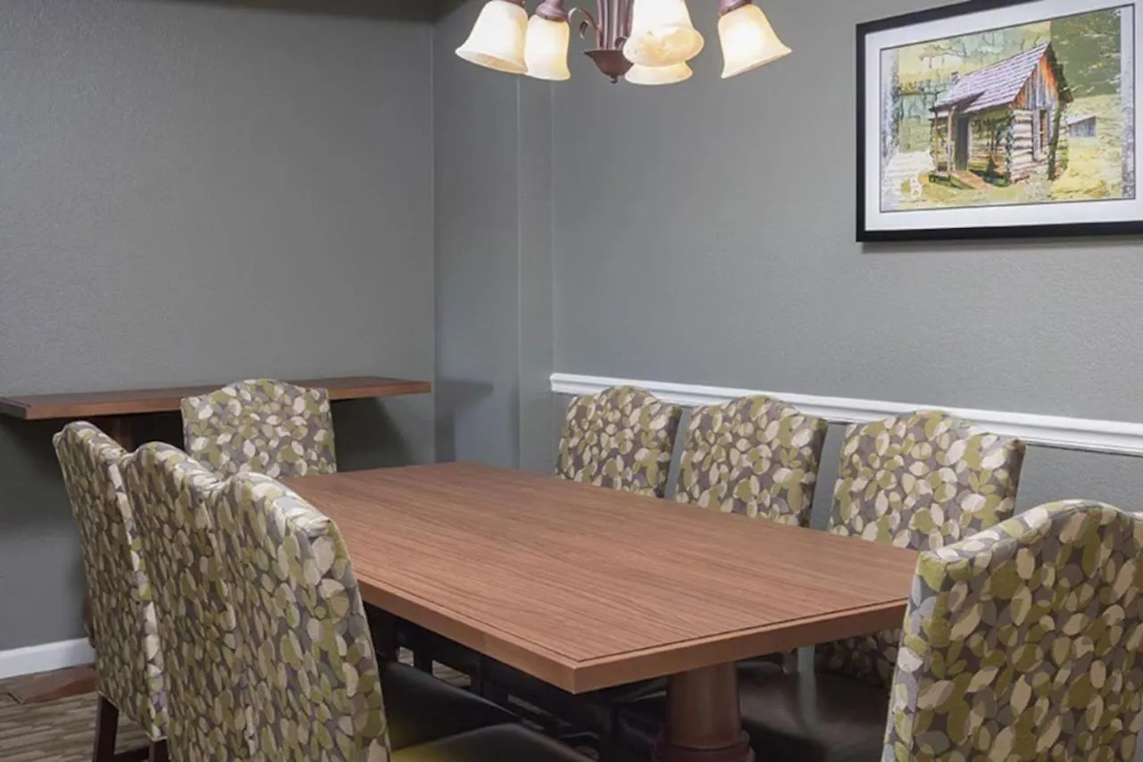Beautiful In Smoky Mountains 1bd Gateway To The Smokies Holiday home
