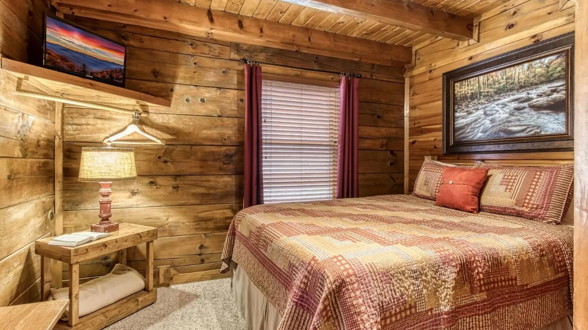 Er47 - Moody Blue - Great Location, Close To The Action! Pigeon Forge