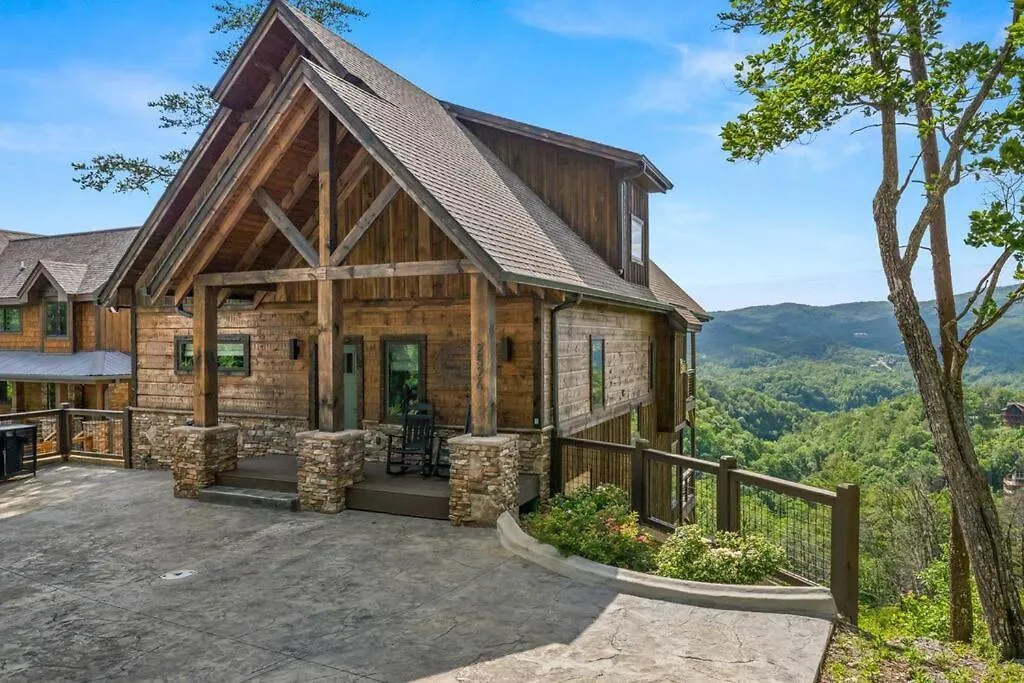 Holiday home Breathtaking View Mountain Lux Games Pool Theater