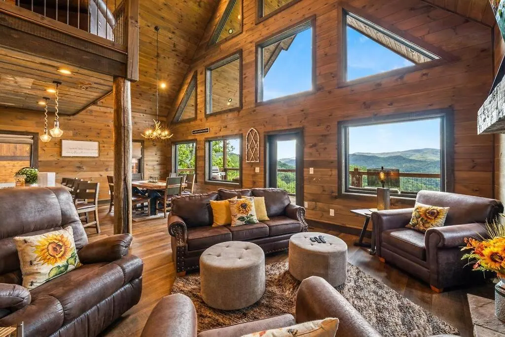 Breathtaking View Mountain Lux Games Pool Theater Holiday home