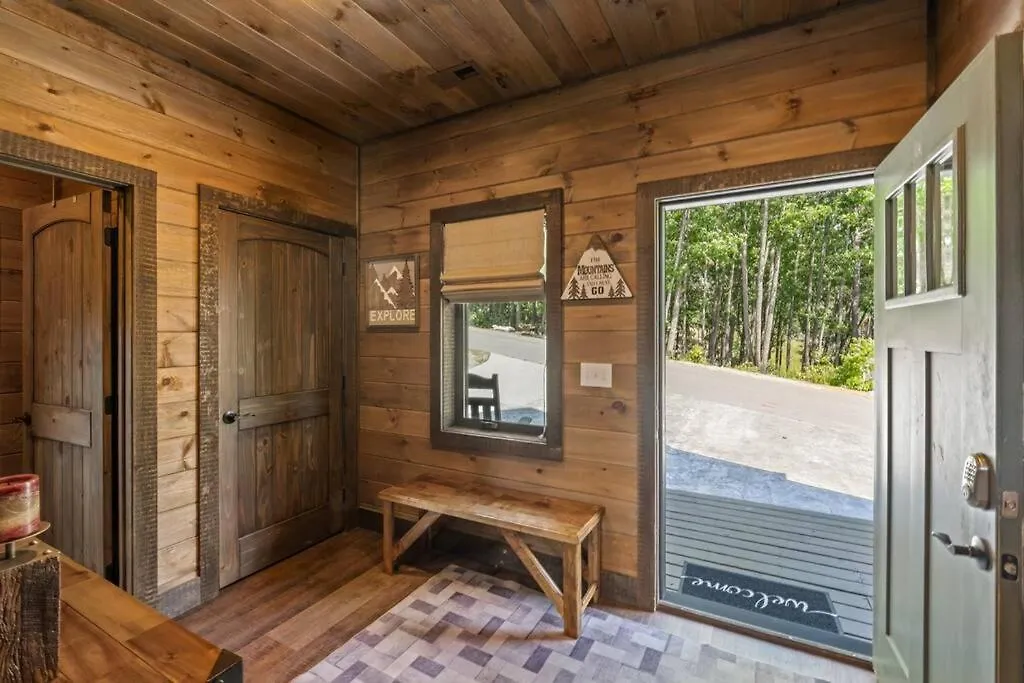 Holiday home Breathtaking View Mountain Lux Games Pool Theater *