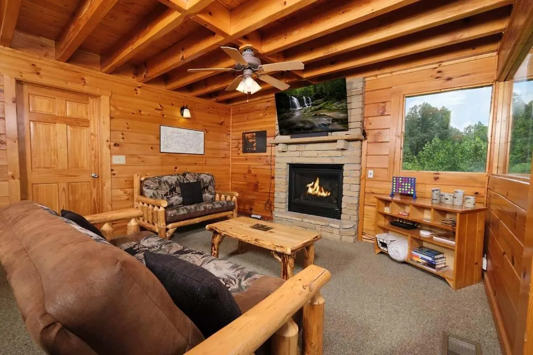 Holiday home Breathtaking Views! Just 5 Min To Pkwy *