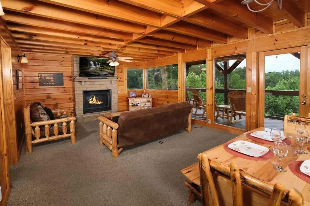 Holiday home Breathtaking Views! Just 5 Min To Pkwy Pigeon Forge
