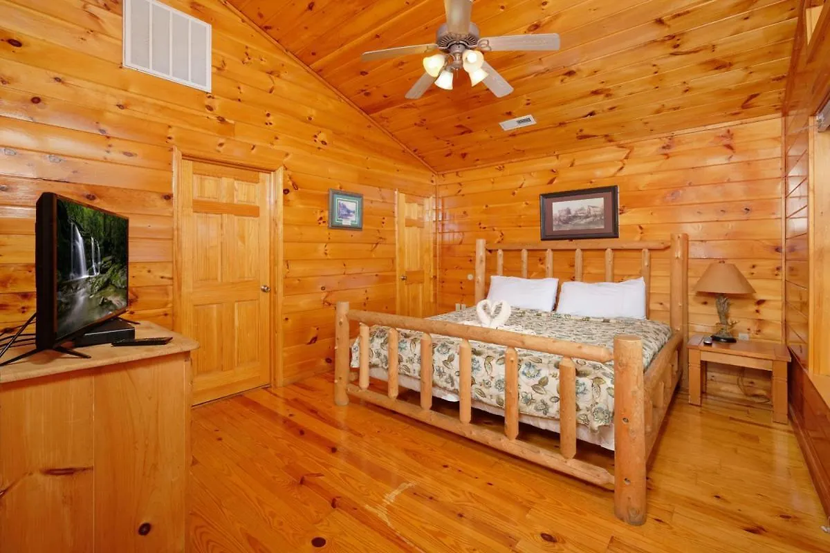 Spacious 5br Sleeps 18 Gameroom Theater Views Free Attraction Tickets * Pigeon Forge