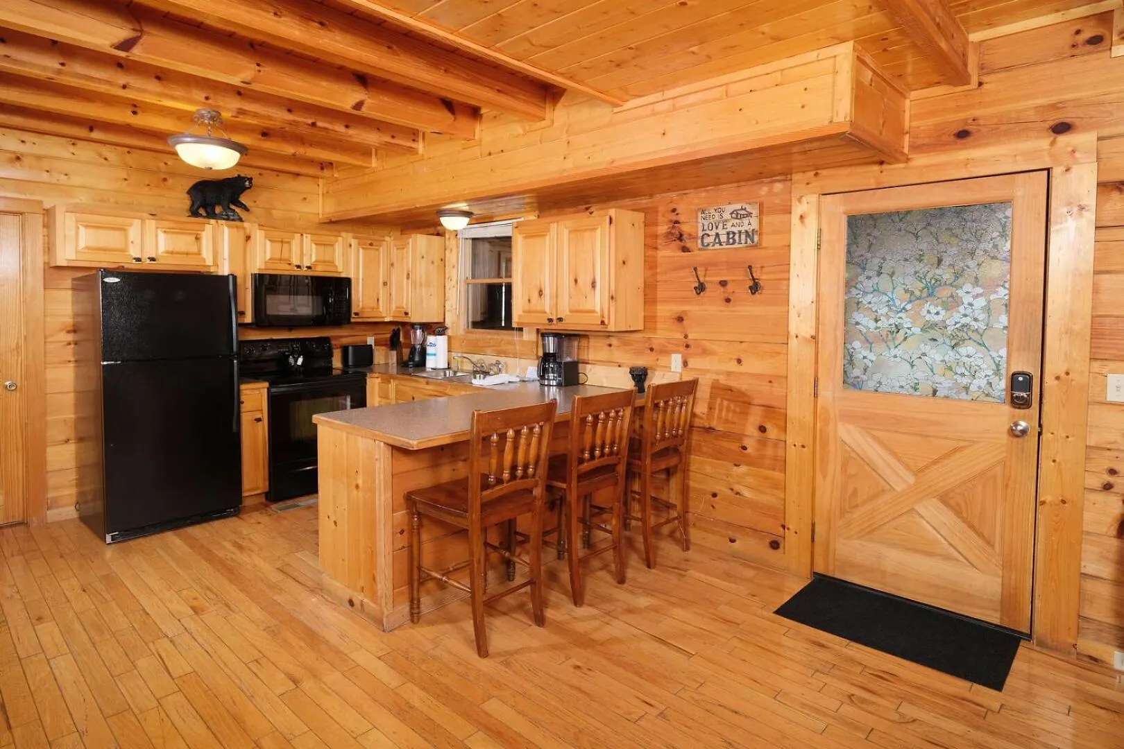 Cozy 2br Just 5 Min To Pkwy Hot Tub Free Attraction Tickets Holiday home Pigeon Forge