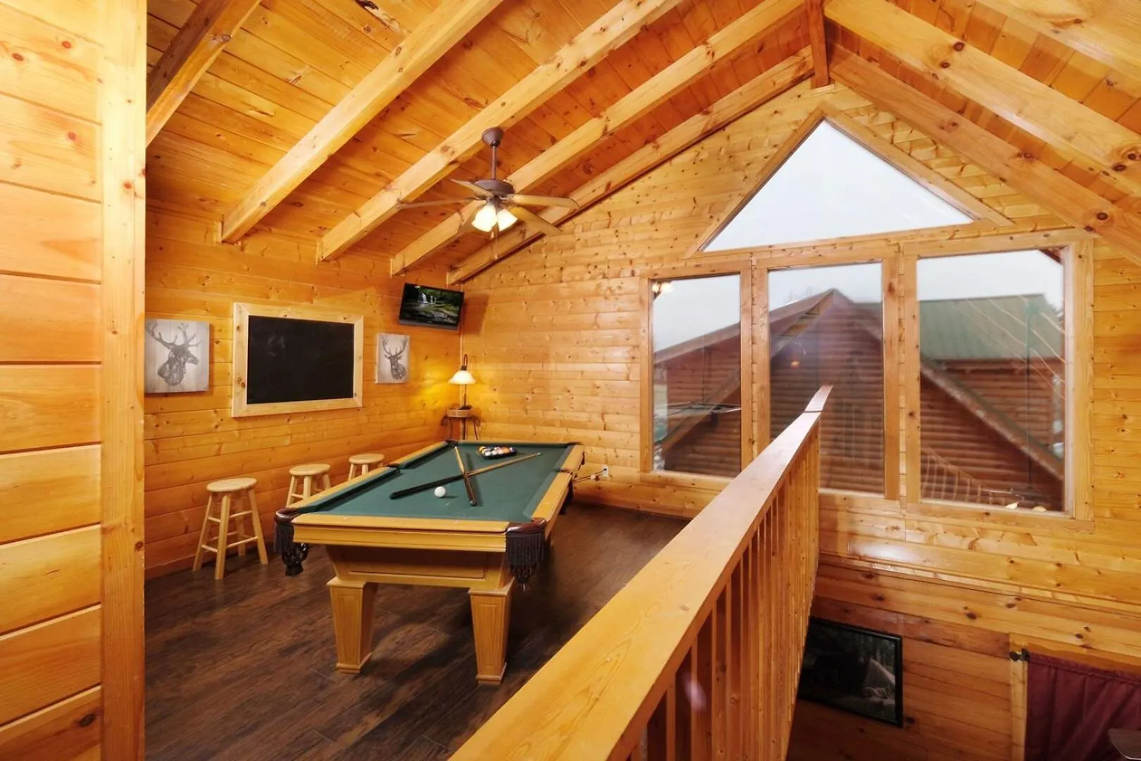 Cozy 2br Just 5 Min To Pkwy Hot Tub Free Attraction Tickets *