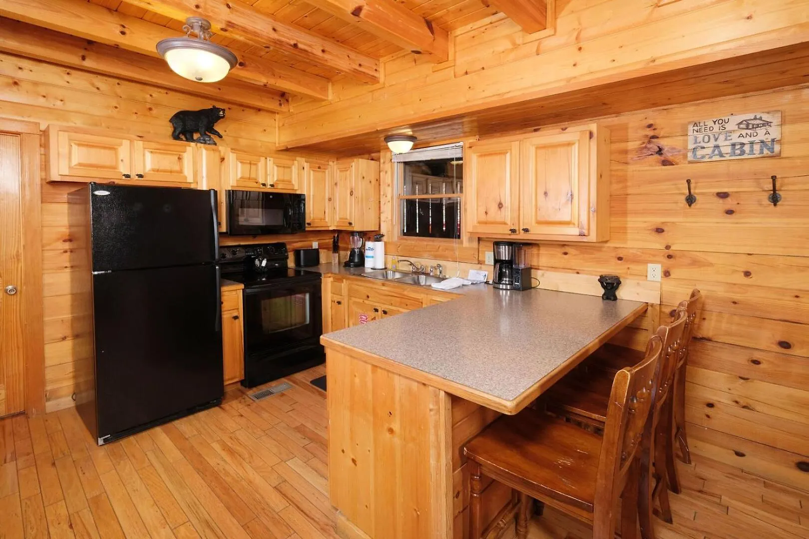 Holiday home Cozy 2br Just 5 Min To Pkwy Hot Tub Free Attraction Tickets Pigeon Forge