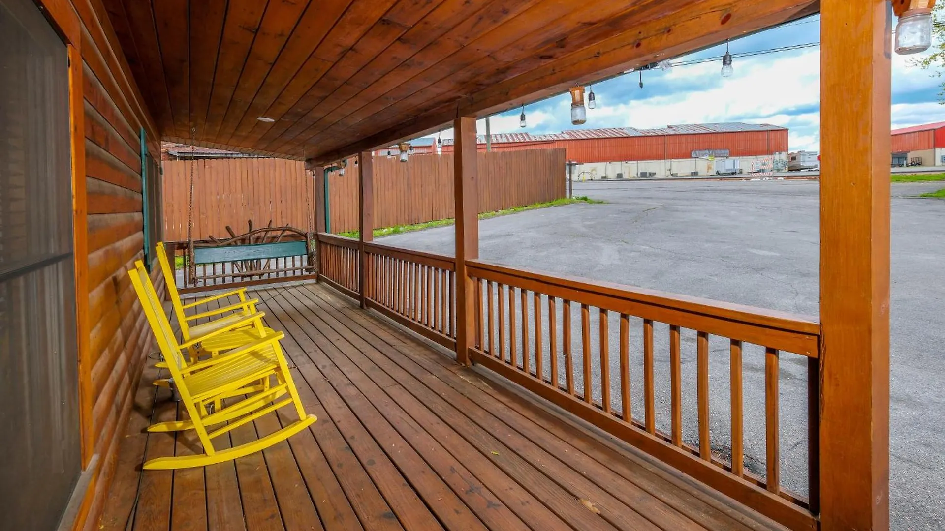 6br W Outdoor Pool Just 3 Min To Pigeon Forge! Free Attraction Tickets Gameroom Hot Tub
