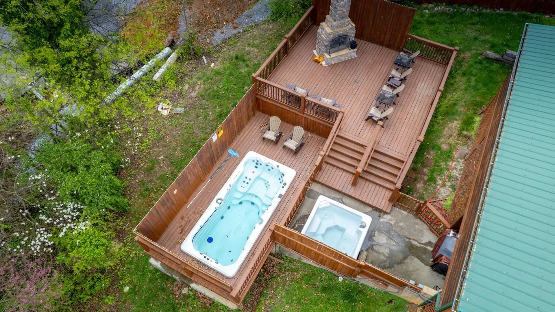 6br W Outdoor Pool Just 3 Min To Pigeon Forge! Free Attraction Tickets Gameroom Hot Tub *