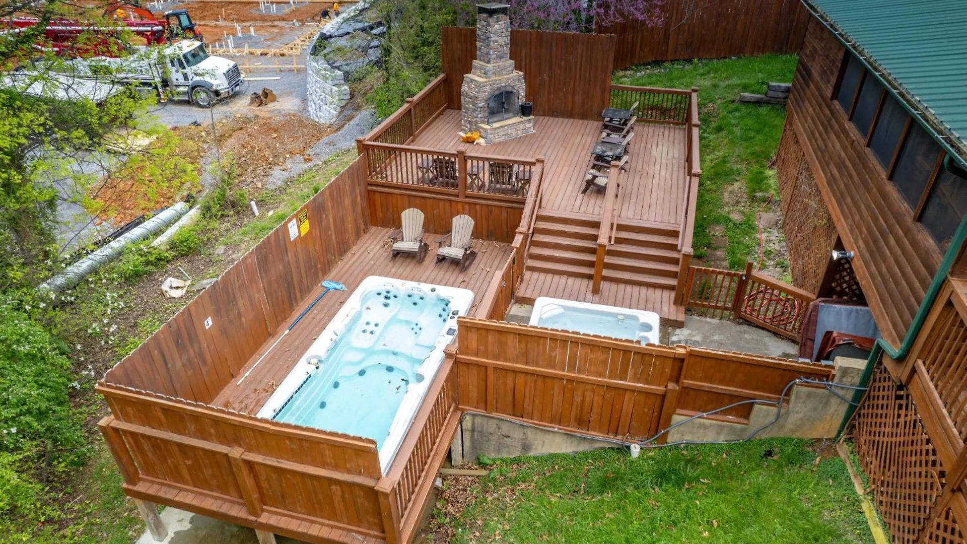 6br W Outdoor Pool Just 3 Min To Pigeon Forge! Free Attraction Tickets Gameroom Hot Tub