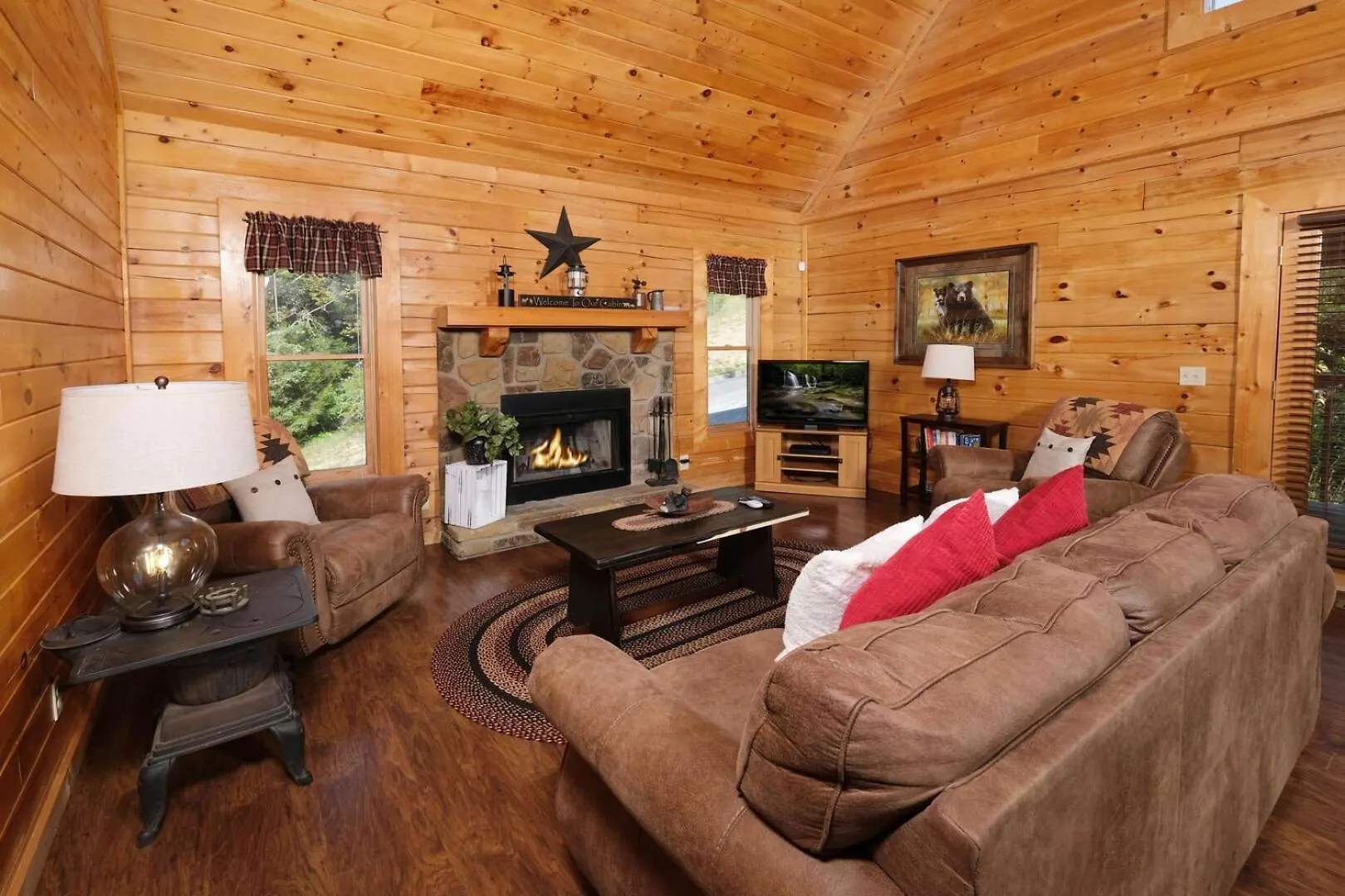 Holiday home Charming 2br Mountain Views! Hot Tub Pigeon Forge