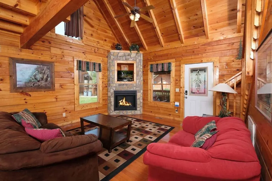 Stunning 2br 5 Min To Pkwy Hot Tub Free Attraction Tickets *