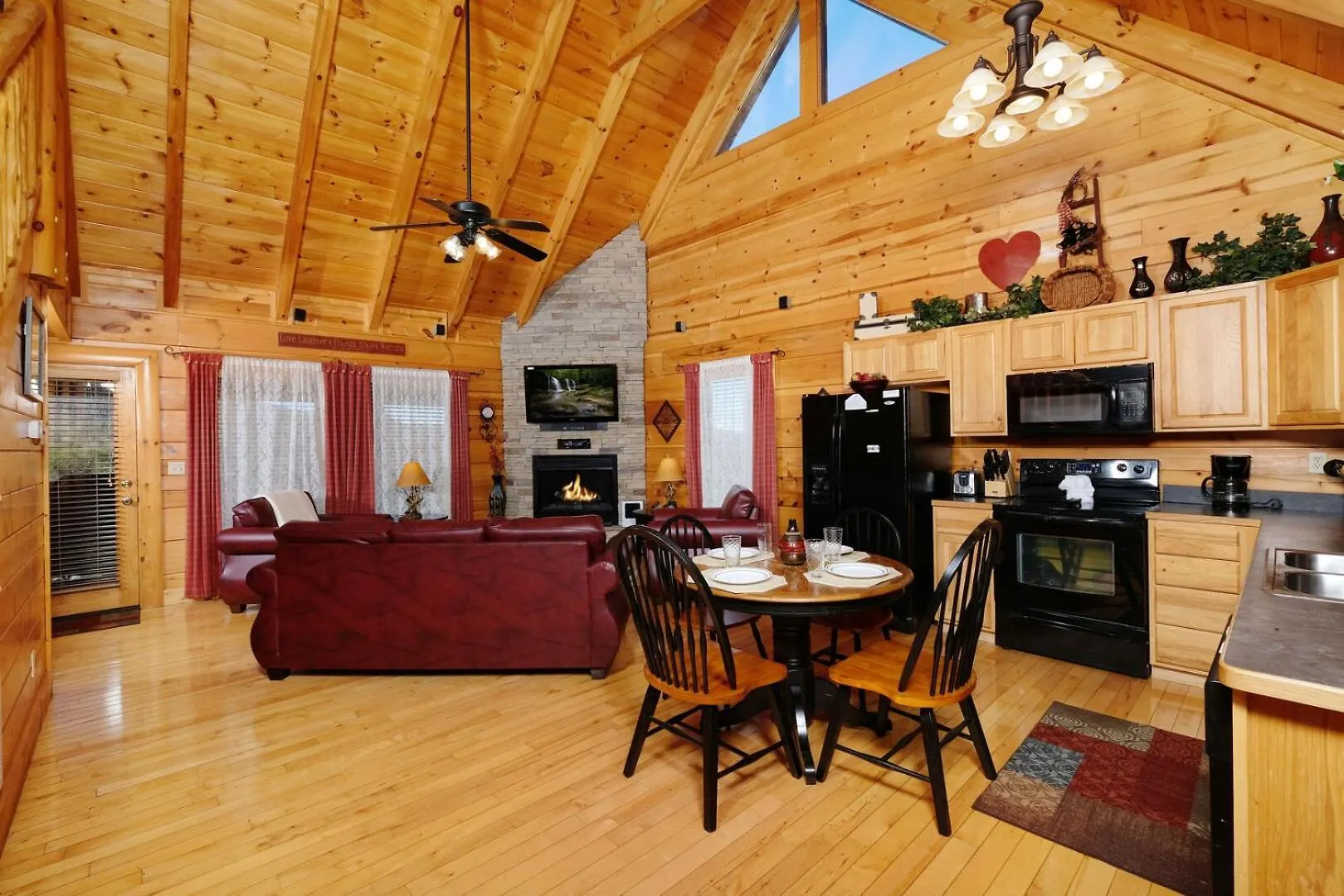 Romantic 1br Unbelievable Views! Hot Tub * Pigeon Forge