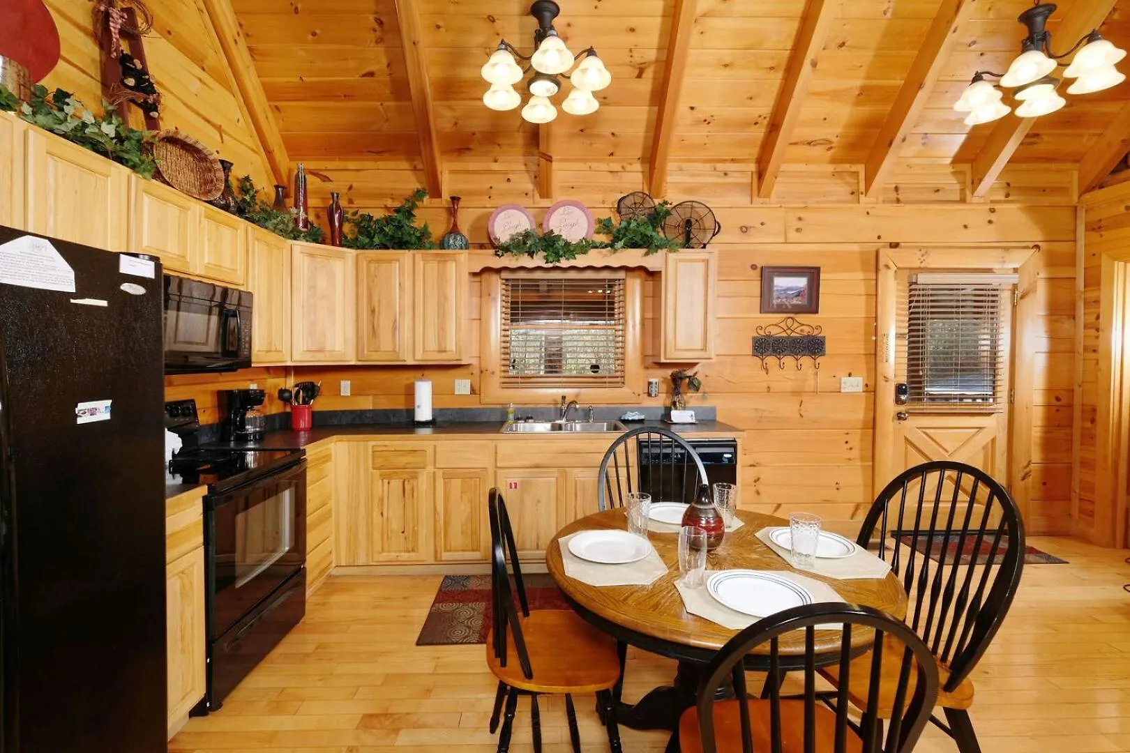 Romantic 1br Unbelievable Views! Hot Tub Holiday home *