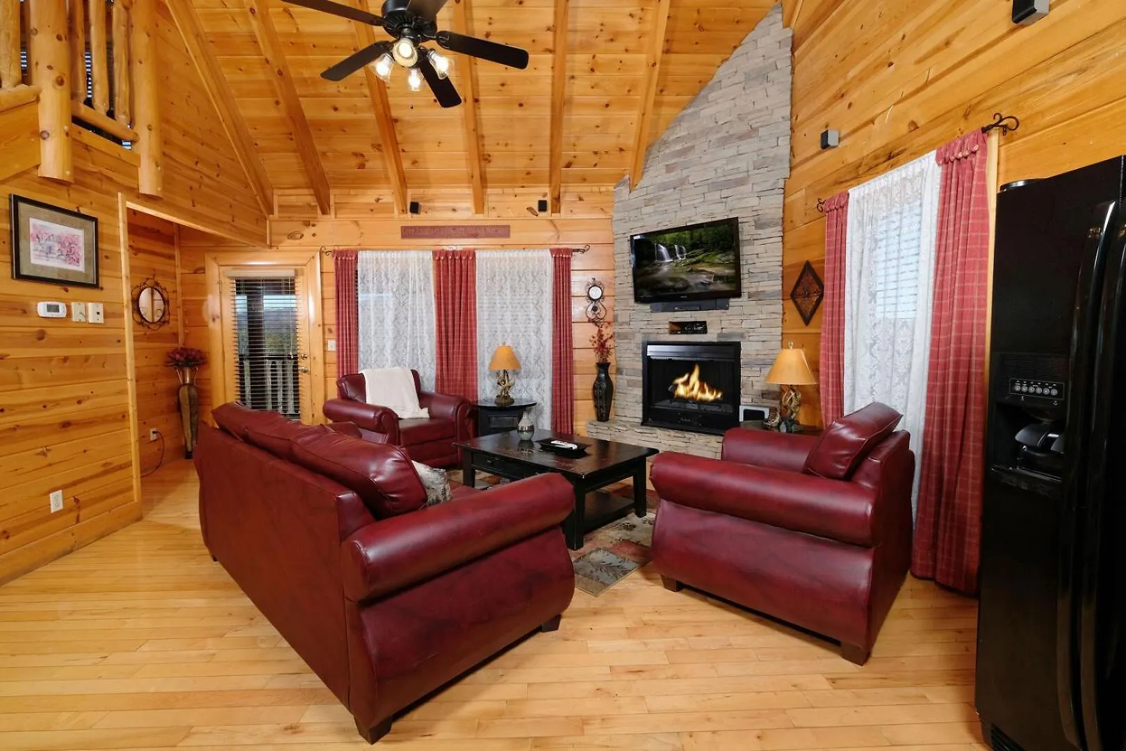 Romantic 1br Unbelievable Views! Hot Tub * Pigeon Forge