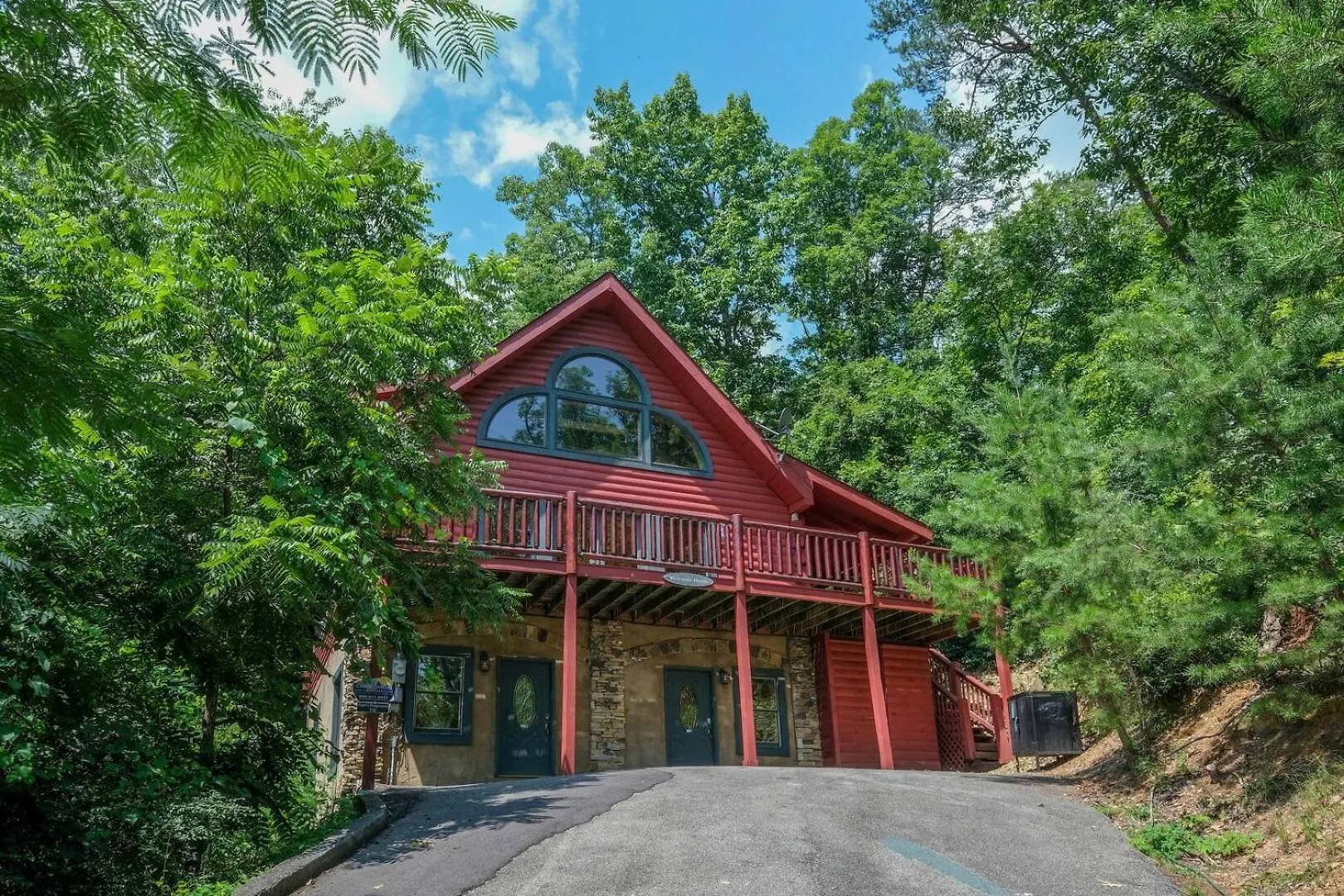 Holiday home Pet Friendly 3br Theater Hot Tub Pool Table Pigeon Forge