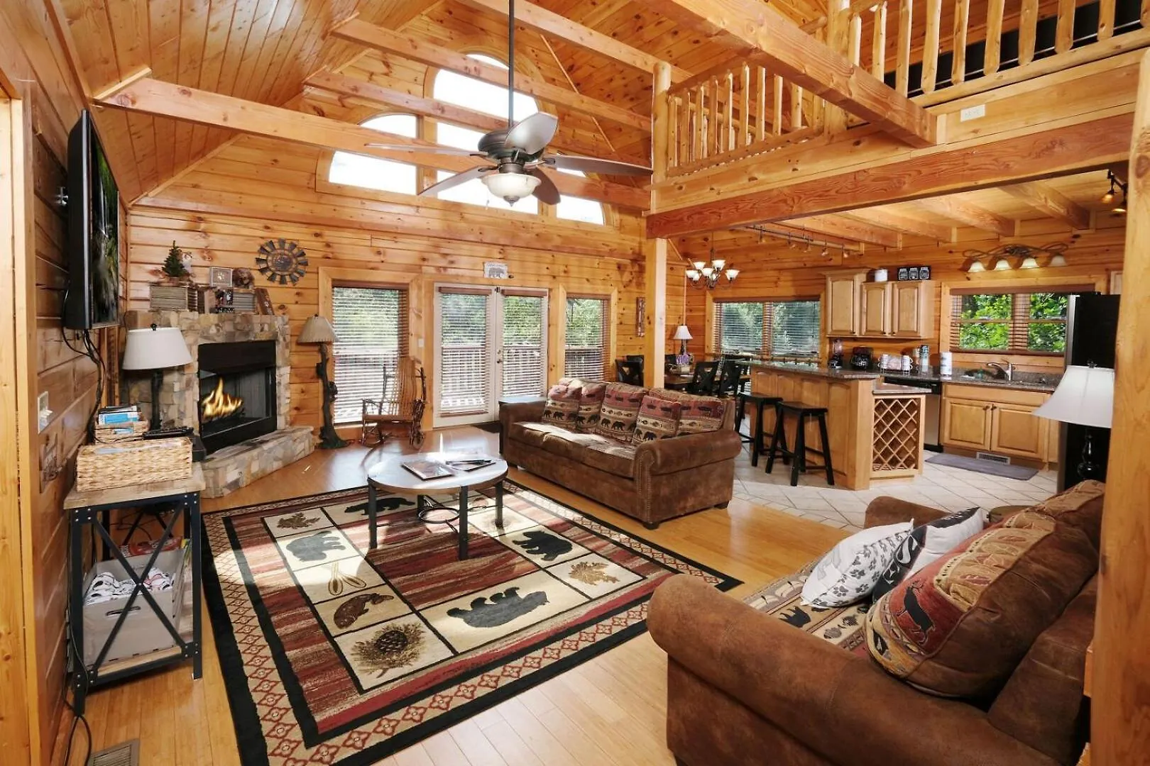 Holiday home Pet Friendly 3br Theater Hot Tub Pool Table