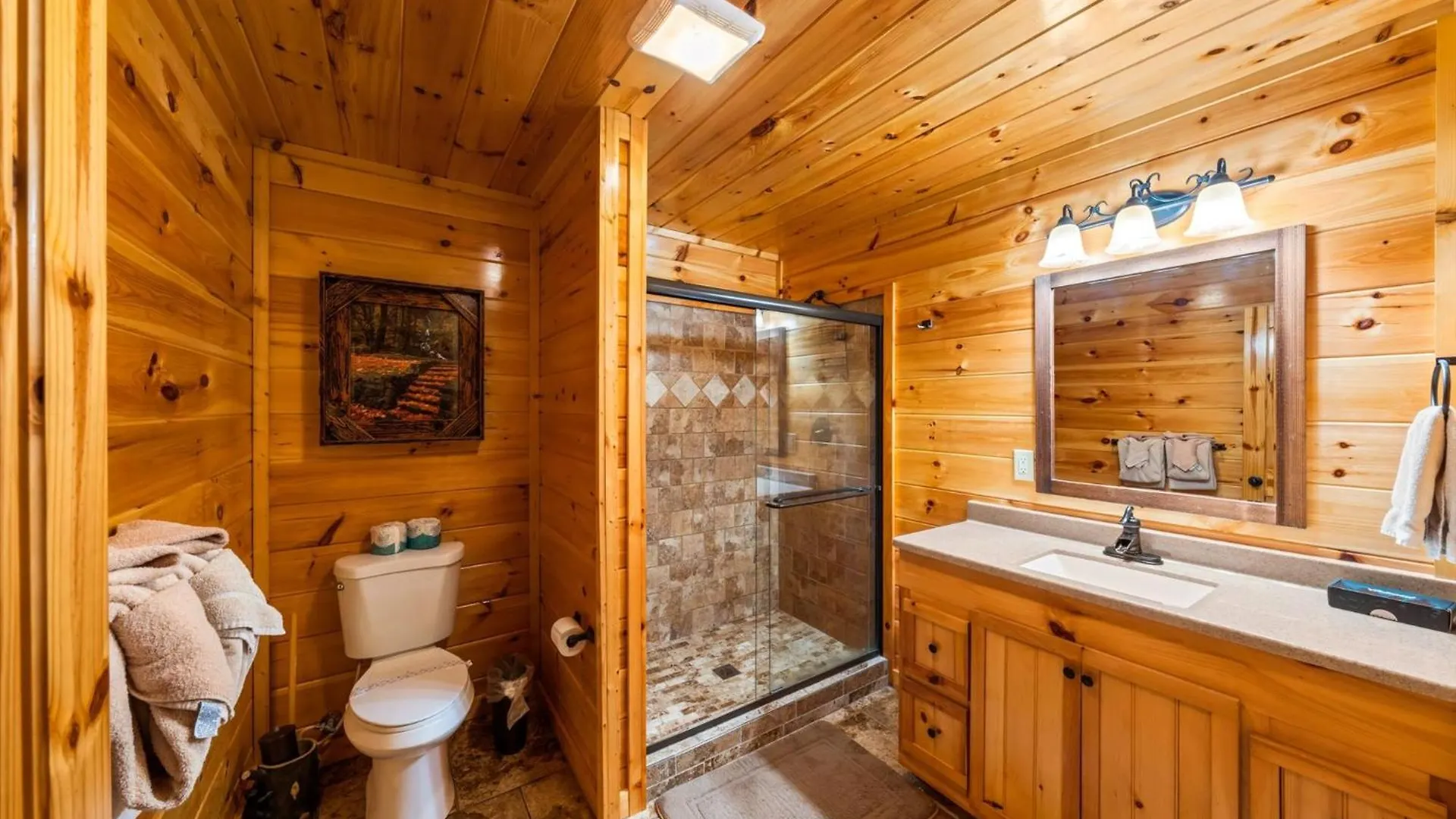 Modern 3br Views Hot Tub Fire Pit Gameroom Free Attraction Tickets Pigeon Forge