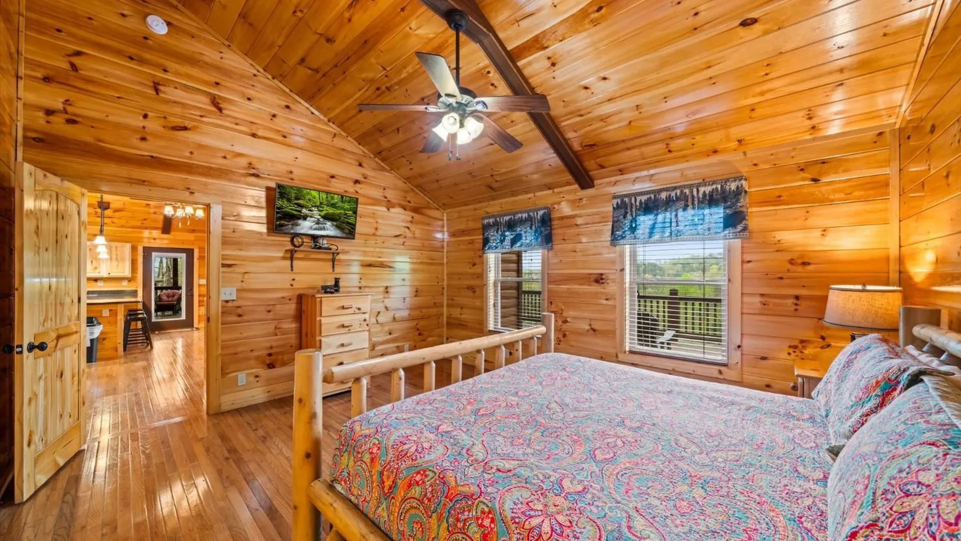 Modern 3br Views Hot Tub Fire Pit Gameroom Free Attraction Tickets