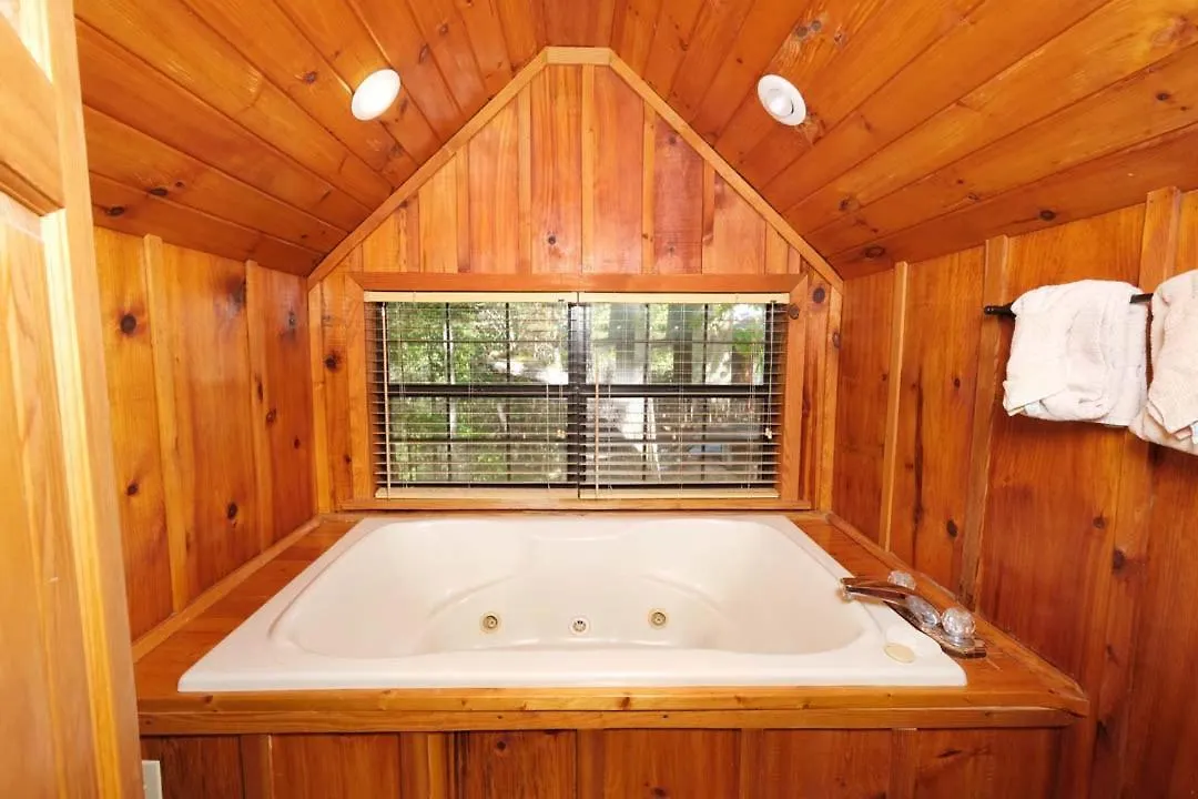 Romantic 1br Hot Tub Free Attraction Tickets Casa de Férias
