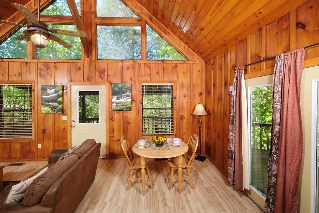 Casa de Férias Romantic 1br Hot Tub Free Attraction Tickets *