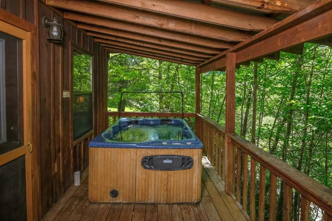 Casa de Férias Romantic 1br Hot Tub Free Attraction Tickets