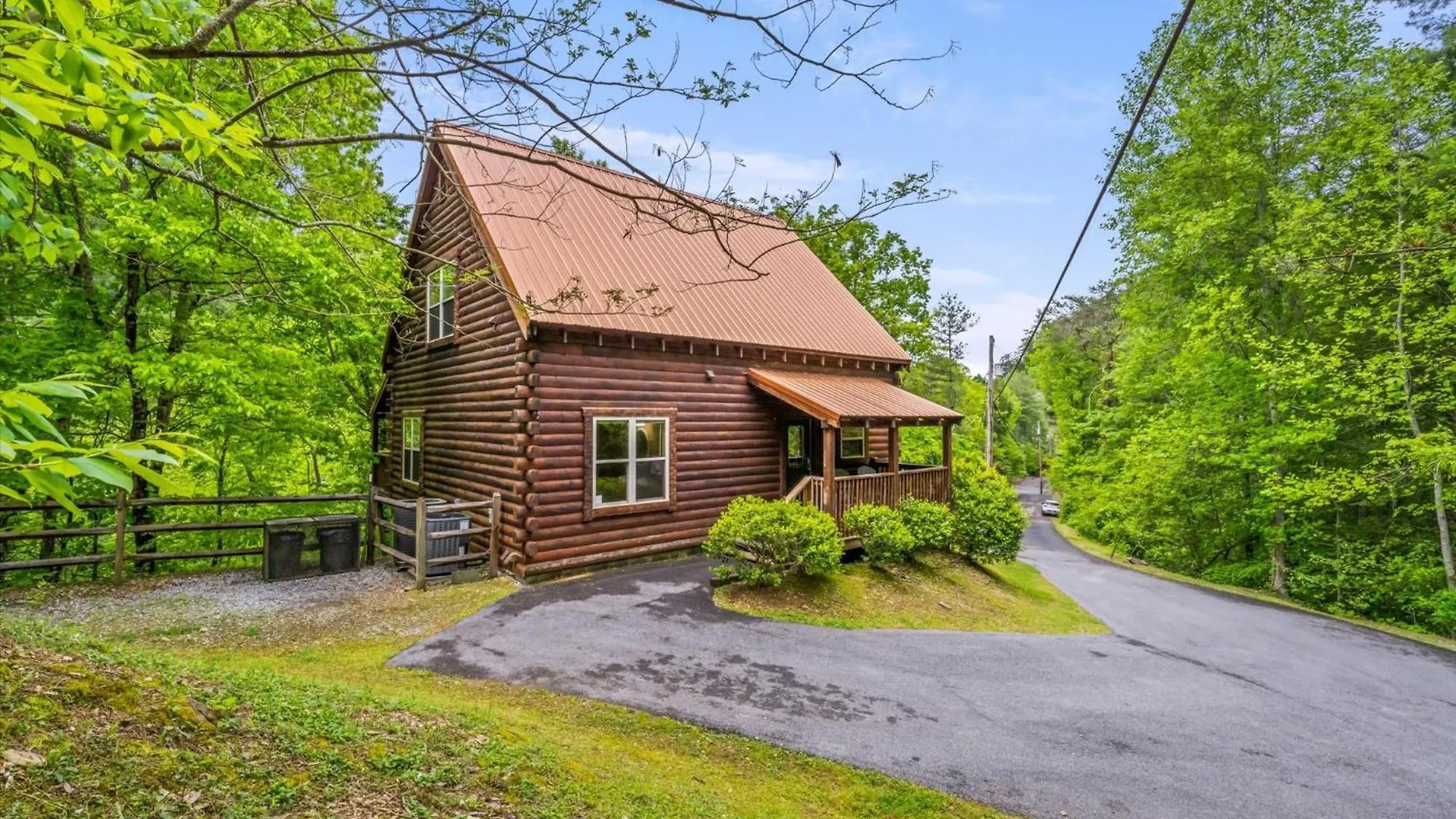 Holiday home Relaxing 3br Fire Pit Pool Table Hot Tub Free Attraction Tickets Pigeon Forge