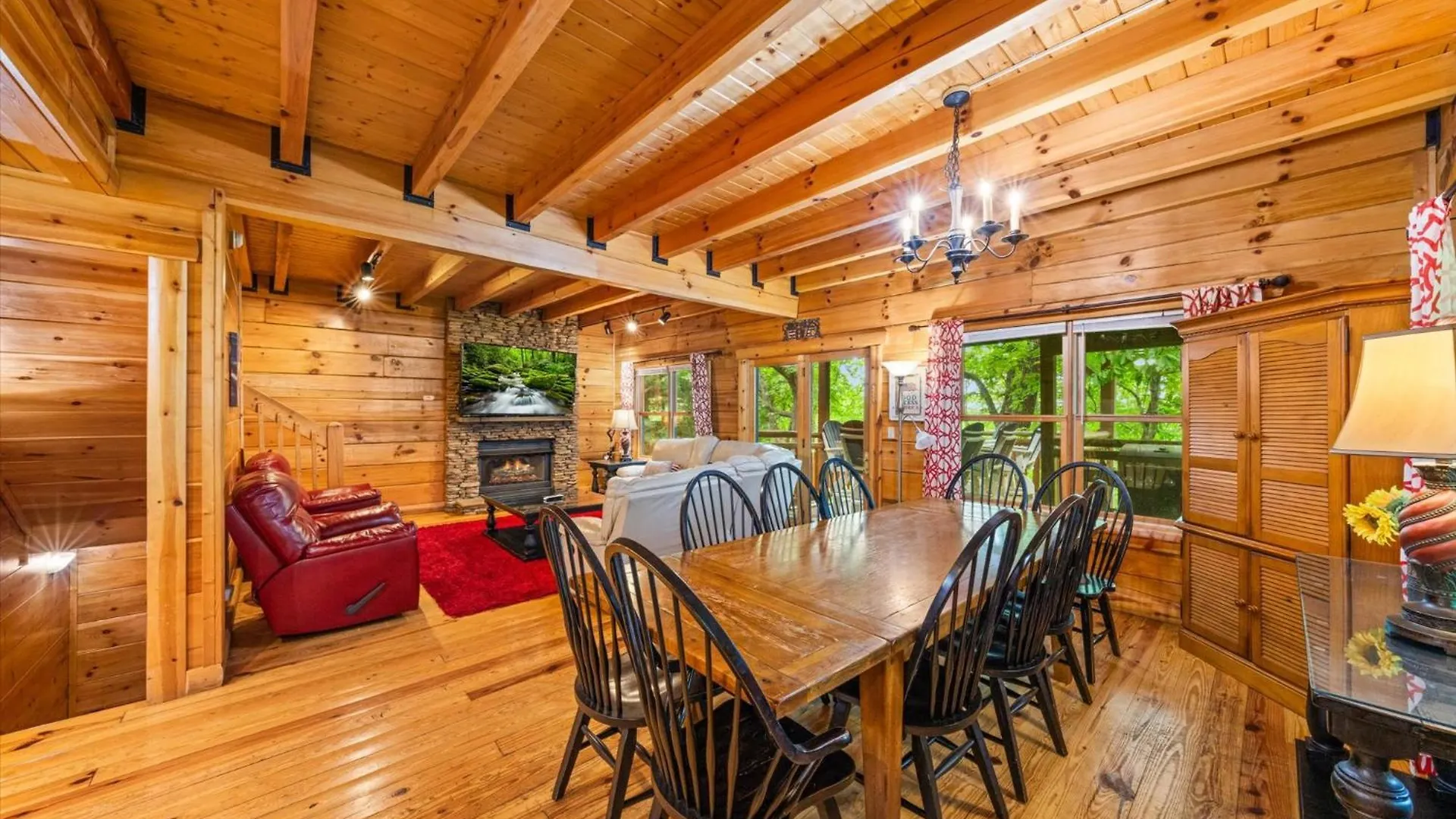 Holiday home Spacious 5br Sleeps 10 Gameroom Hot Tub Free Attraction Tickets Pigeon Forge