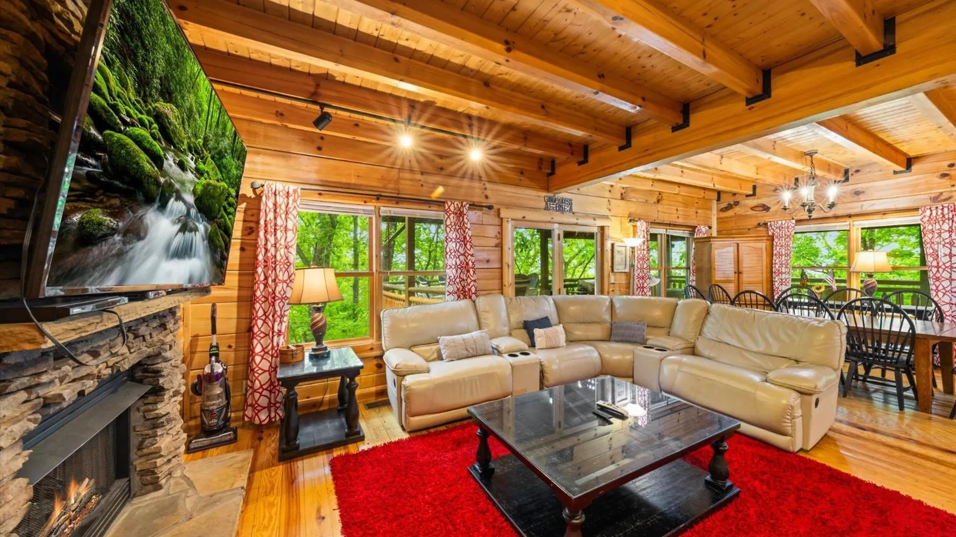Spacious 5br Sleeps 10 Gameroom Hot Tub Free Attraction Tickets Pigeon Forge