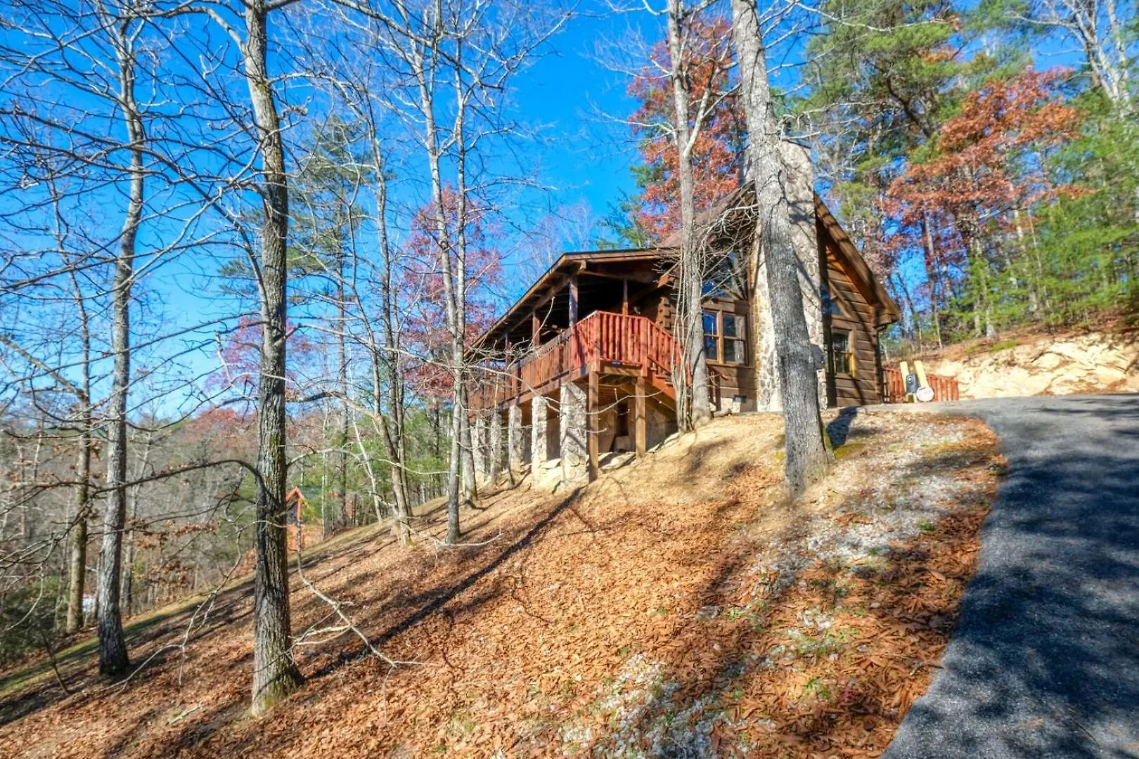 Cozy 2br Just 10 Min To Pkwy! Holiday home