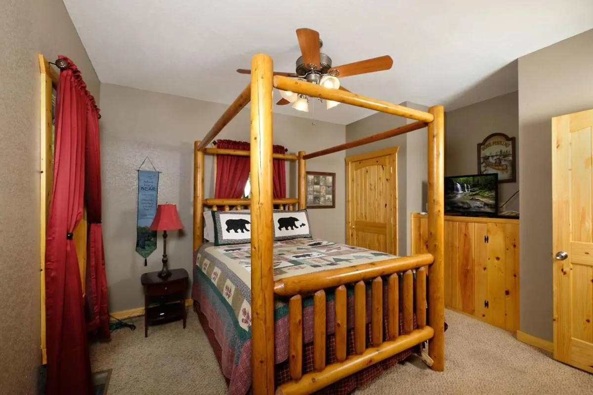Cozy 2br Just 5 Min To Dollywood Hot Tub Free Attraction Tickets Holiday home *