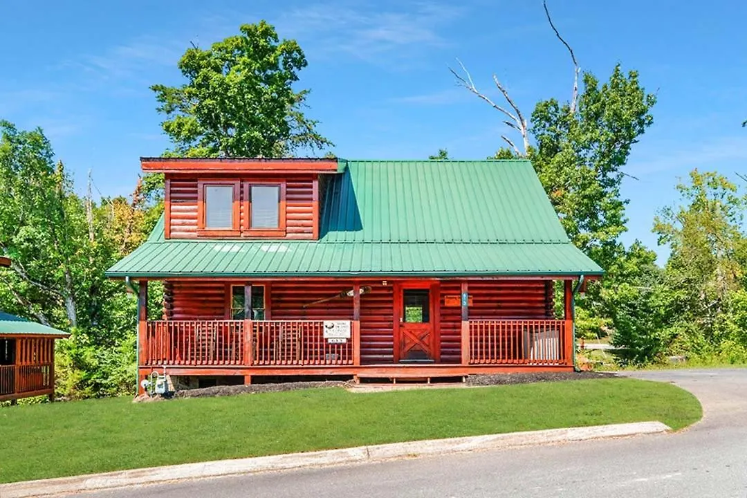 Holiday home Among The Oaks *