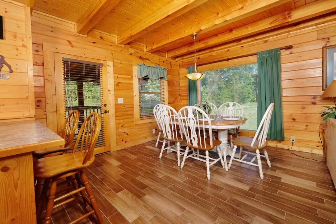 Holiday home Among The Oaks