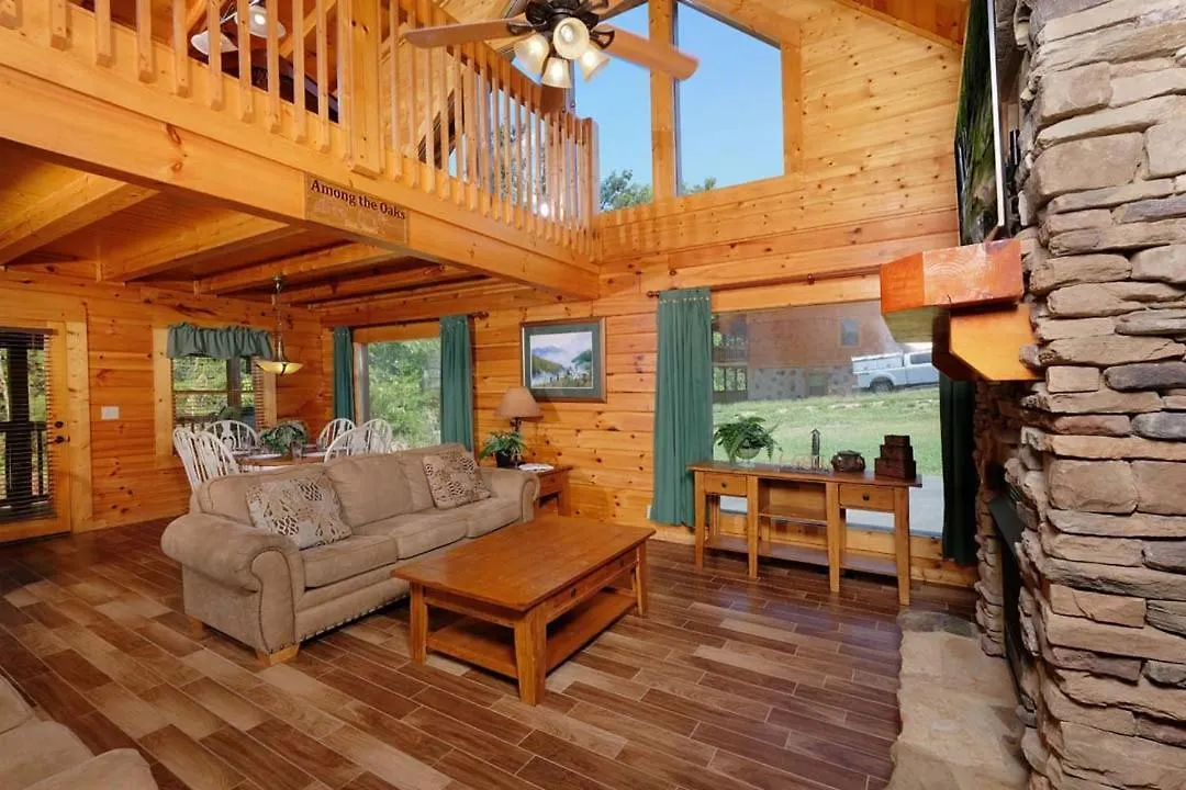Among The Oaks Holiday home *