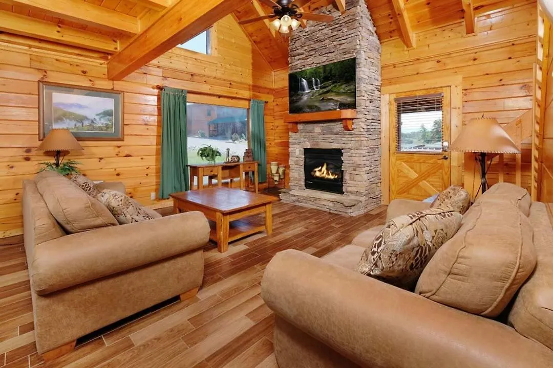 Holiday home Among The Oaks *