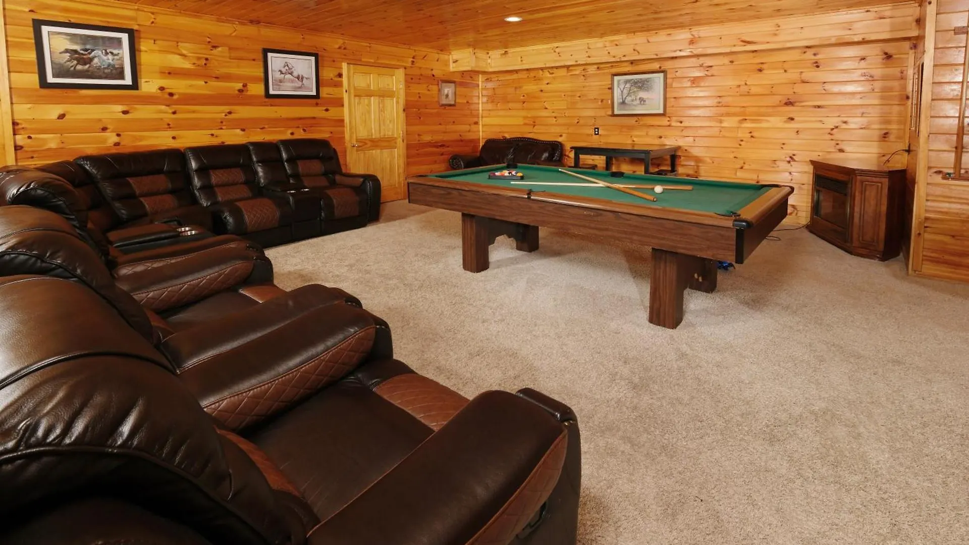 7br Sleeps 34 Outdoor Pool Fire Pit Secluded Free Attraction Tickets Holiday home