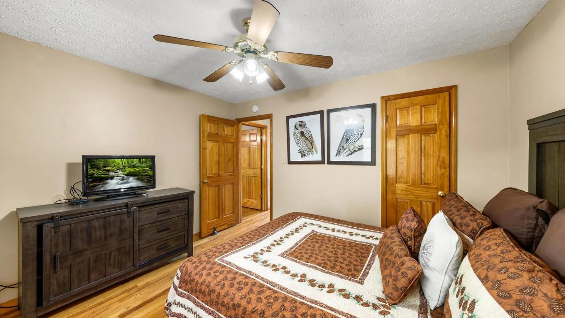 Ferienhaus Views! Views! Views! Hot Tub Gameroom 3br Free Attraction Tickets