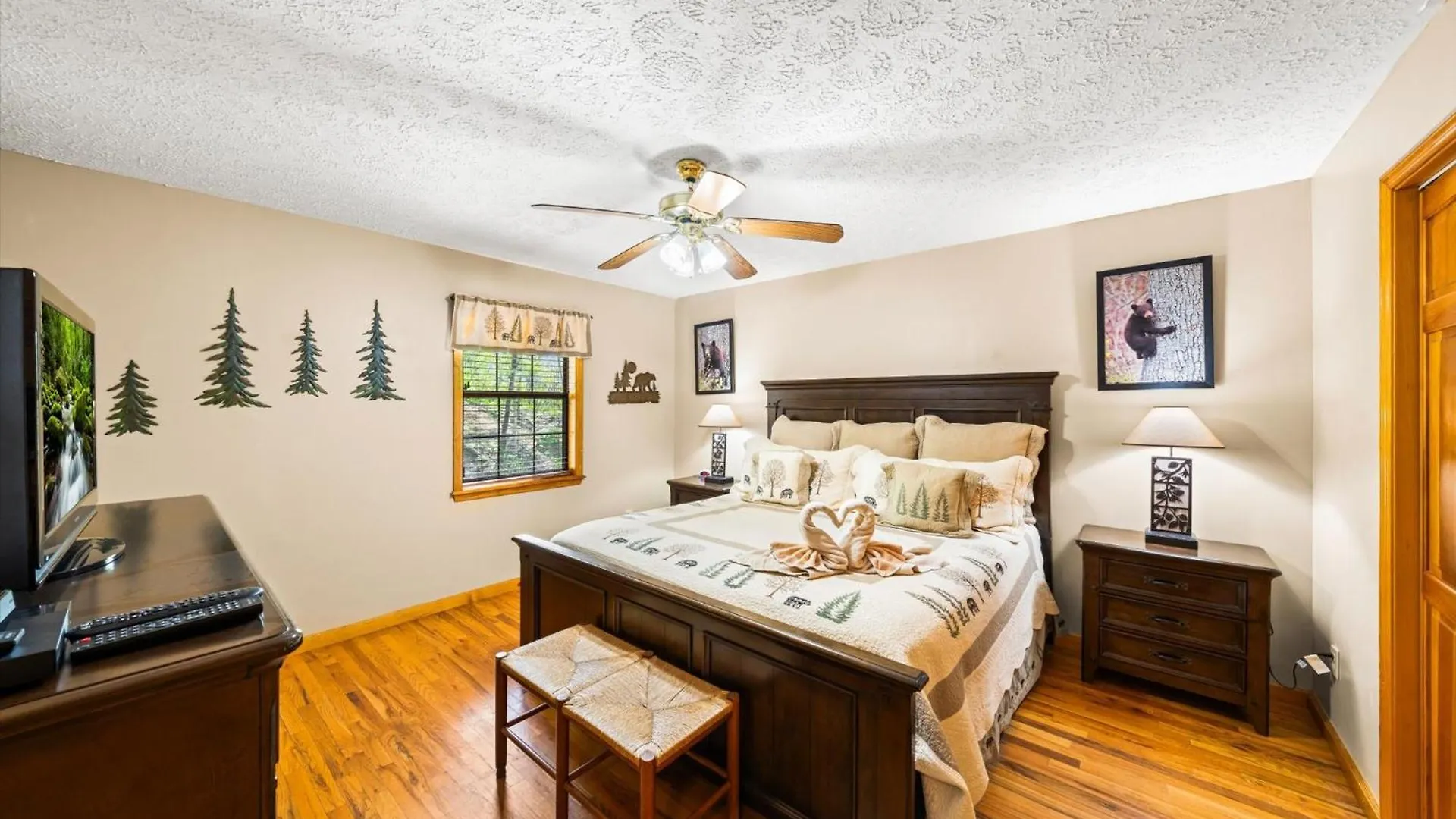 Ferienhaus Views! Views! Views! Hot Tub Gameroom 3br Free Attraction Tickets Pigeon Forge