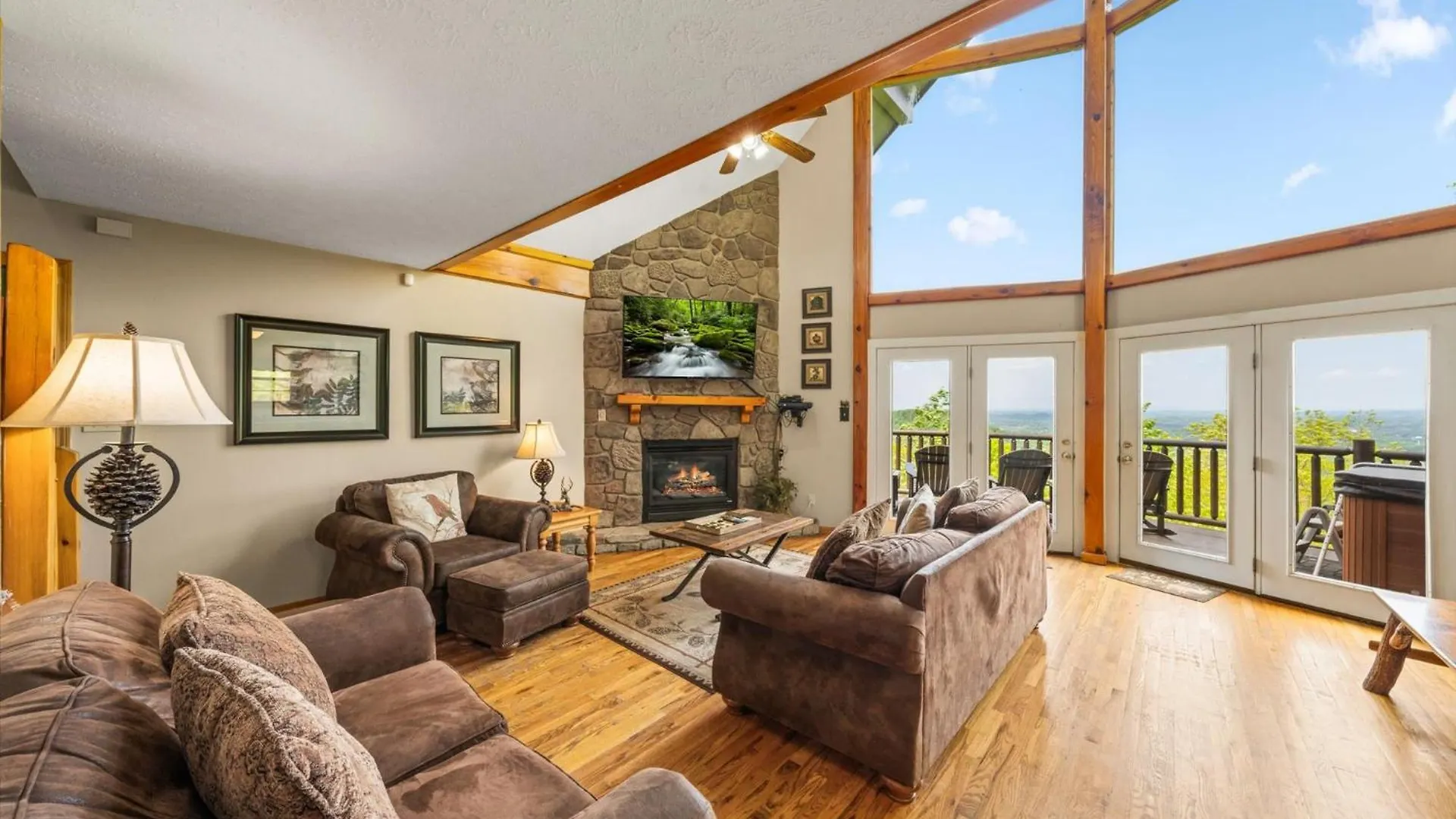 Views! Views! Views! Hot Tub Gameroom 3br Free Attraction Tickets * Pigeon Forge
