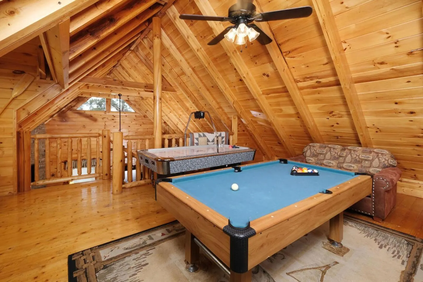 Romantic And Spacious 1br Gameroom Hot Tub Free Attraction Tickets Casa vacanze