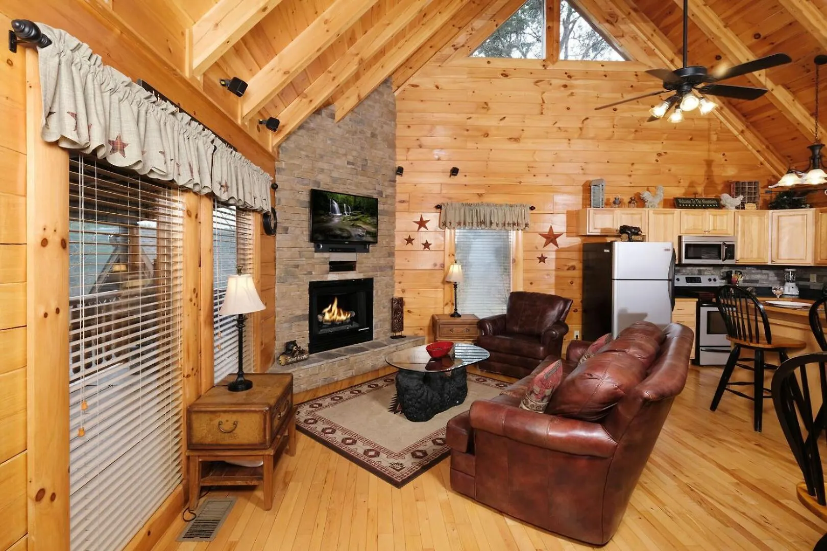 Romantic And Spacious 1br Gameroom Hot Tub Free Attraction Tickets Casa vacanze
